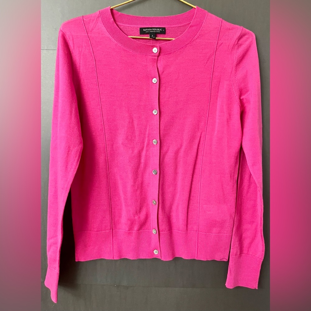 From Banana Republic, 100% merino wool lightweight raspberry-pink cardigan. Sz S